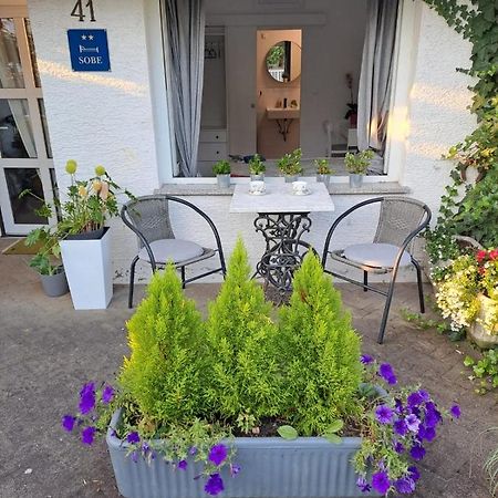 Ferienwohnung Soba Dvori Zaprešić Exterior foto