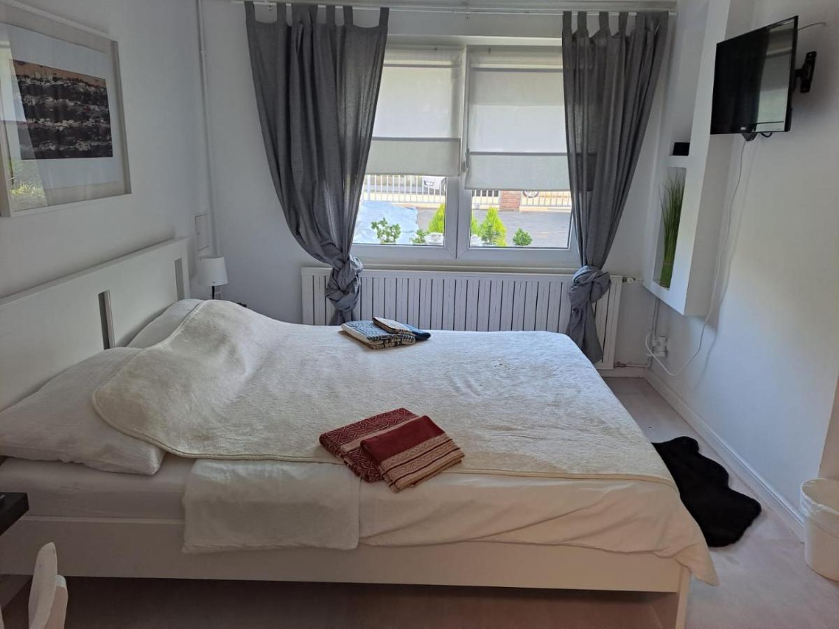 Ferienwohnung Soba Dvori Zaprešić Exterior foto